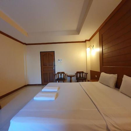 Baan Jpn Hotel HHQ Exterior foto